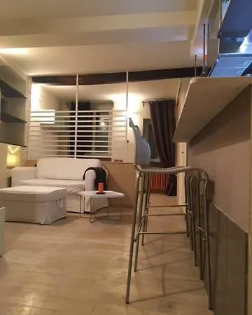 Ancient Walls Apartment *